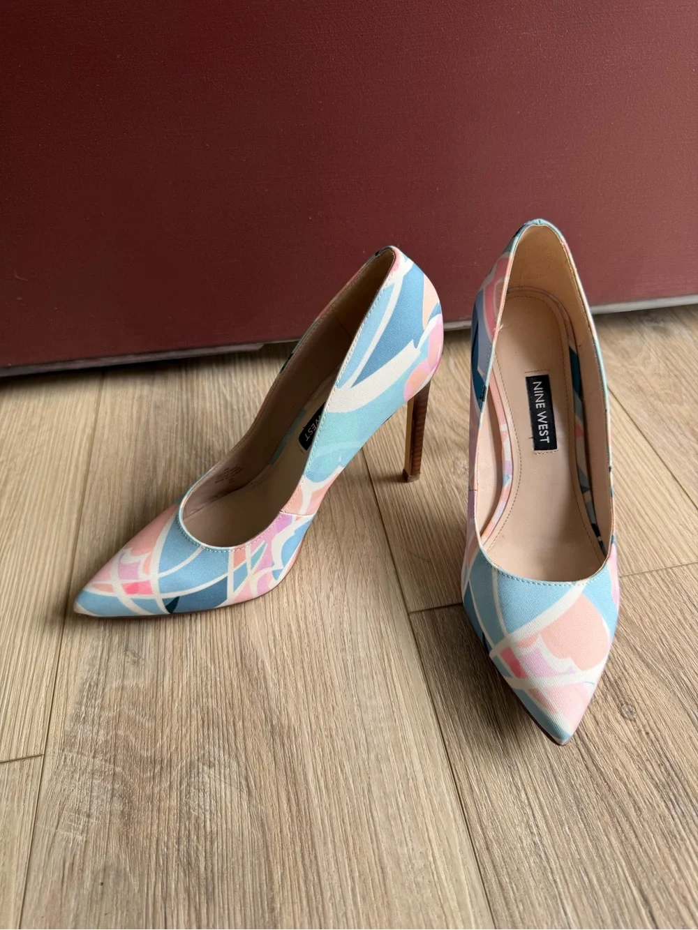 Nine West Pastel Pink & Blue Geometric Pointed Toe Pumps